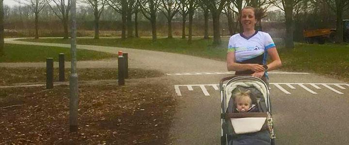 Sporten achter de kinderwagen, een behoorlijke uitdaging